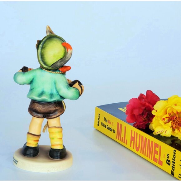 Hummel Figurine -TMK 7 - Number 185 - Accordion Boy - First Issue 1994 - Picture 2 of 8